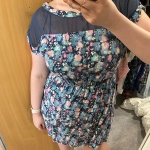 •2/$30• Lauren Conrad Blue Floral Short Sleeve Dress Size 8